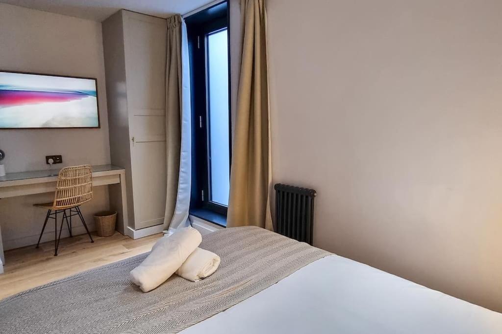 Stunning Luxury Townhouse In Centre Of 맨체스터 외부 사진