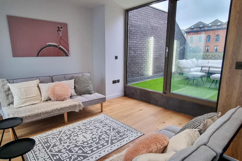 Stunning Luxury Townhouse In Centre Of 맨체스터 외부 사진